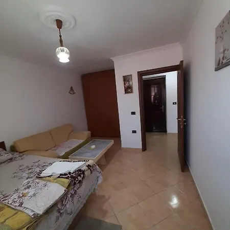 Genti Apartment *