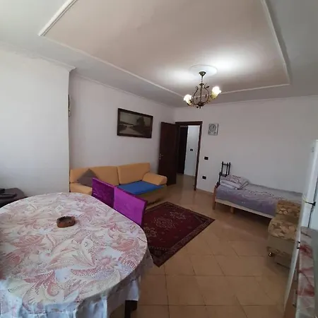 Genti Apartment